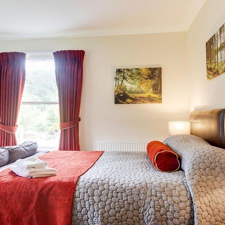 Old Rose And Crown Hotel Birmingham Rubery Екстериор снимка