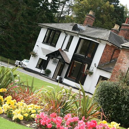 Old Rose And Crown Hotel Birmingham Rubery Екстериор снимка