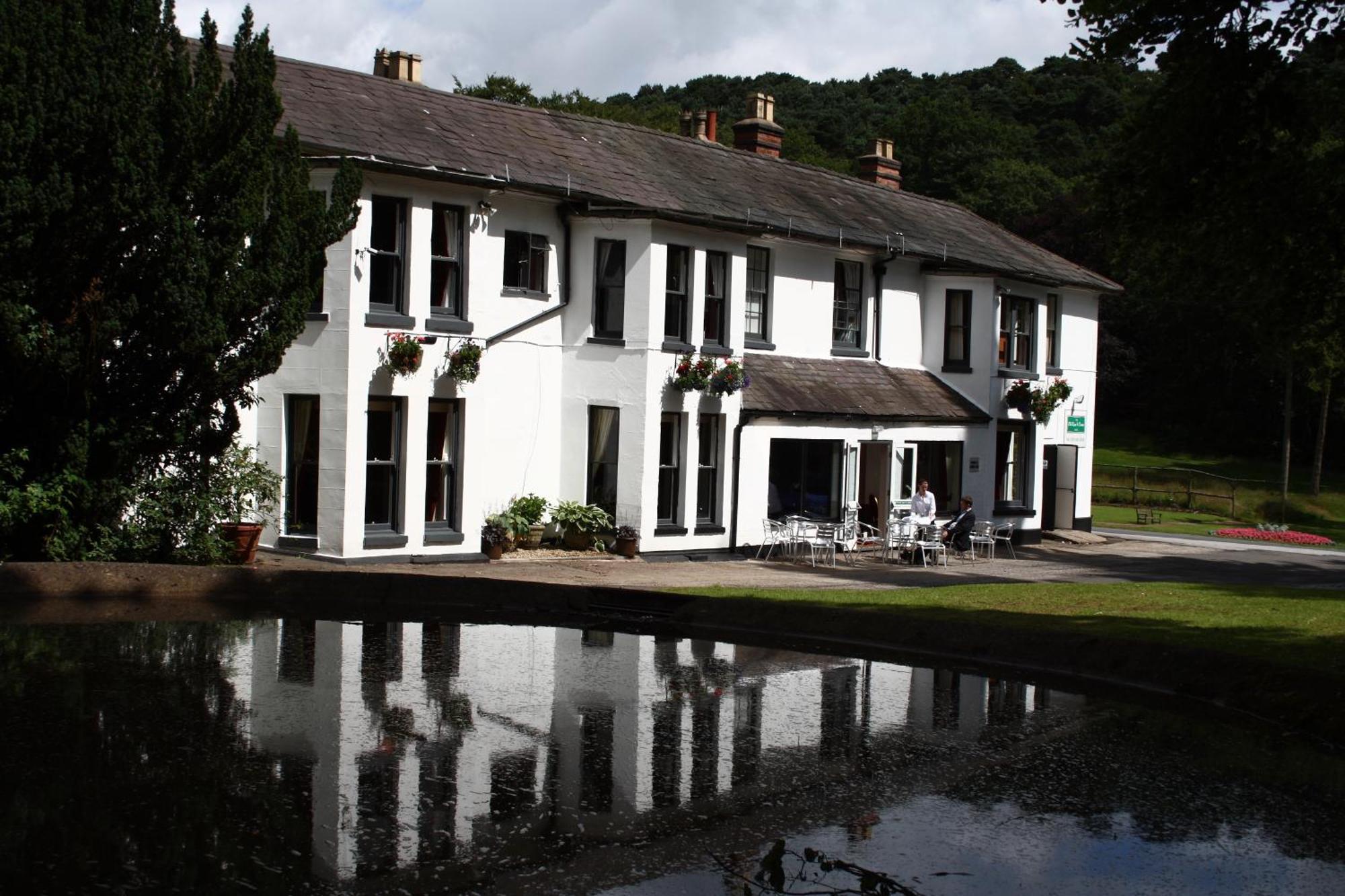 Old Rose And Crown Hotel Birmingham Rubery Екстериор снимка