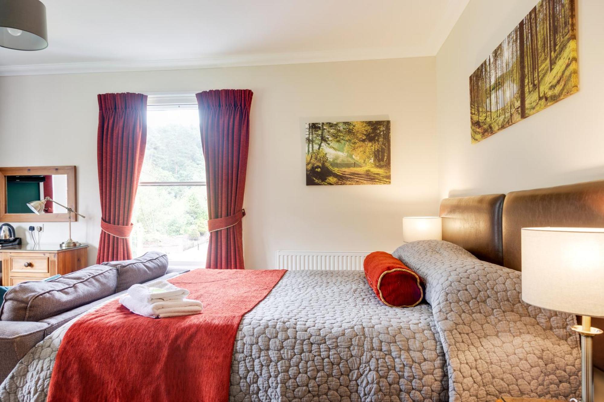 Old Rose And Crown Hotel Birmingham Rubery Екстериор снимка