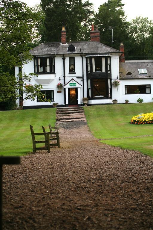 Old Rose And Crown Hotel Birmingham Rubery Екстериор снимка